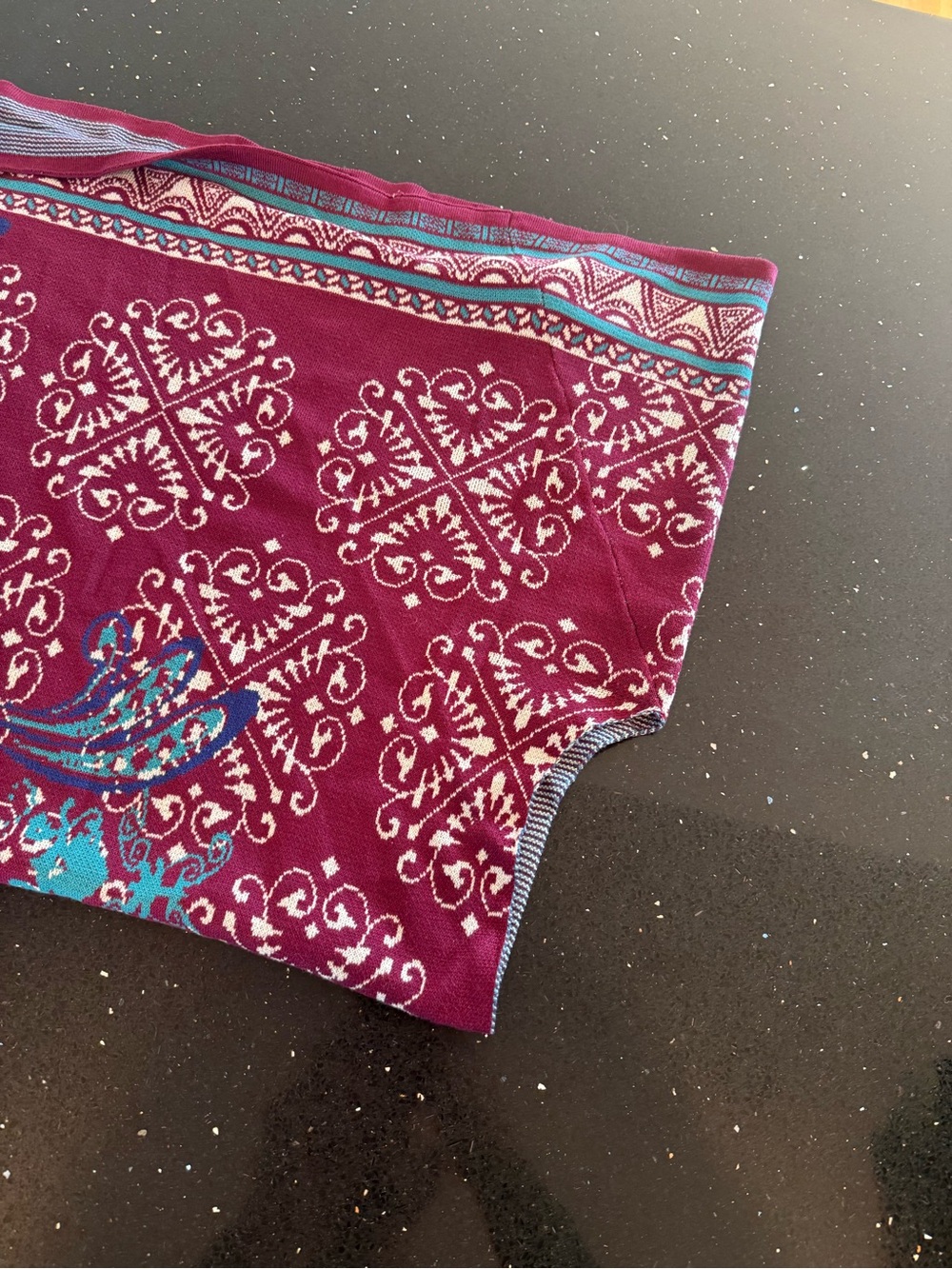 Burgundy Patterned Women's Wrapped Shawl with Teal Accents - Picture 3 of 5